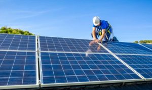 Installation et mise en production des panneaux solaires photovoltaïques à Carnac